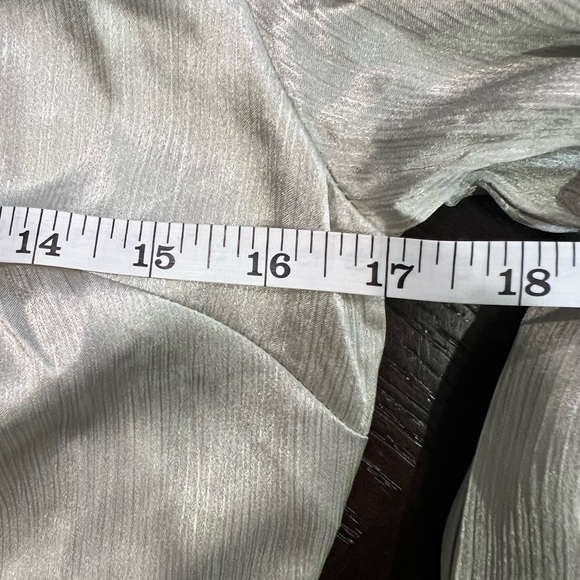 ASTR The Label Mint Mojito Green Asymmetrical Tie Front Blouse Size Medium NWOT - Picture 6 of 13